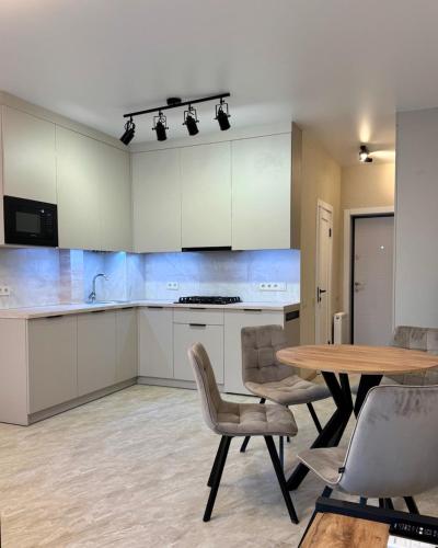 1bd Apartment in Sanville Park, Sviatopetrivske - 3 floor 630 in Sviatopetrivske
