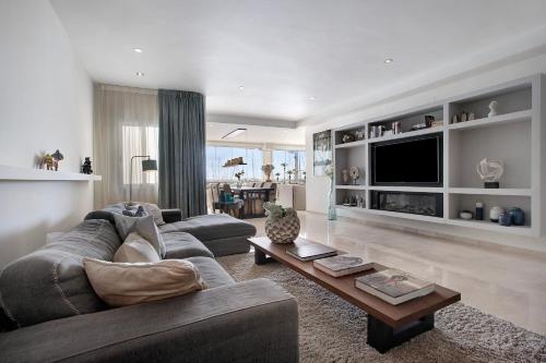 Puerto Marina exclusive apartment