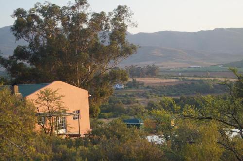 Kilátás, Swartberg Backpackers Booked for you Only No sharing in Matjiesrivier