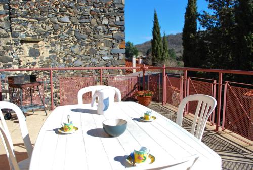 บริการและสิ่งอำนวยความสะดวก, Mairie de VIRA in เลอบูโล