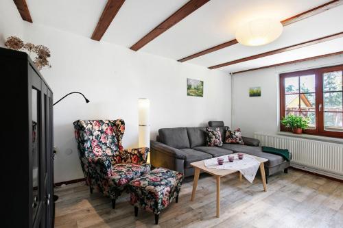Viesnīcas āriene, Ferienhaus Engert mit Holzofensauna in Althuttendorf