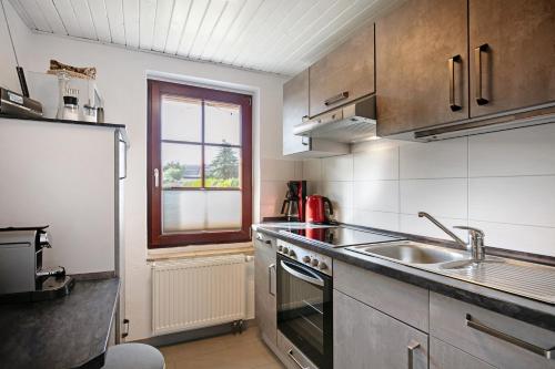 virtuve, Ferienhaus Engert mit Holzofensauna in Althuttendorf