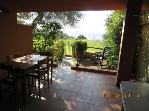 Accu is Prezzus cod G dal mare 30mt, Villasimius