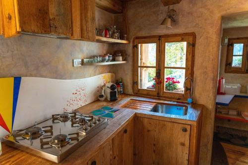 virtuve, Chalet Atmosfera Res Albert in San Giacomo Filippo