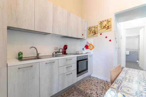 Konyha, Dormiamoci Sù (Dormiamoci Su) in Mottola