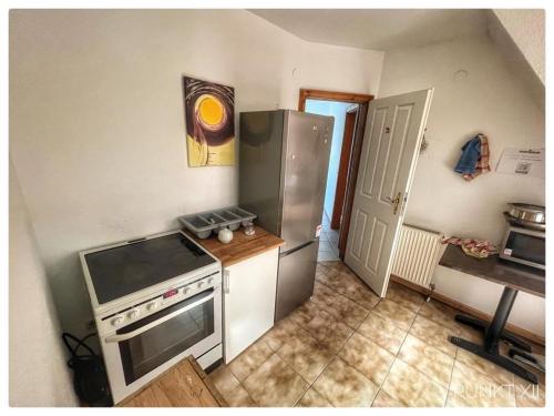 Kitchen, Wohnung 2 in Burghaslach