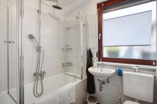 Modern, Zentral und im Grünen, Schopfheim (Foto 3)