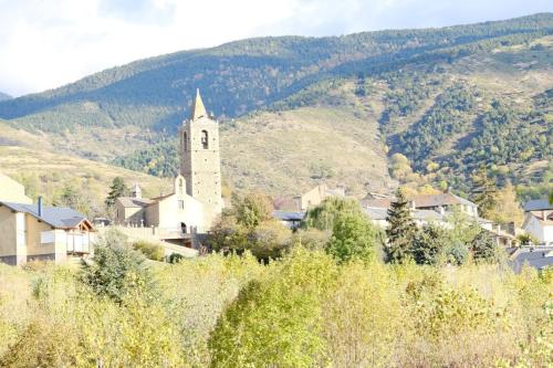 Viesnīcas āriene, Loue Appartement Neuf in Eyne ciems