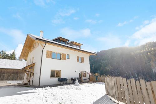 Viesnīcas āriene, Töniglerhof Apt Morgensonne (Toniglerhof Apt Morgensonne) in Trodena