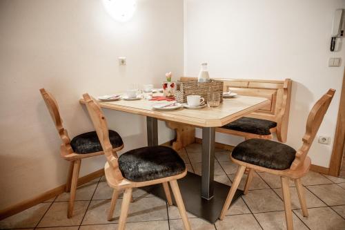  Mösslhof App Garten in San Vito