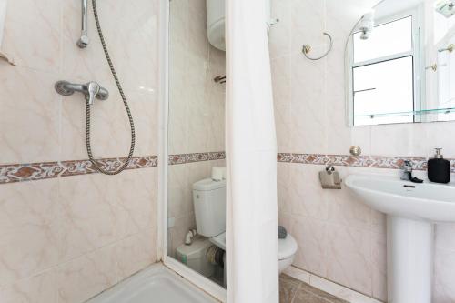 Beachside Centre Duplex 6pax - image 2
