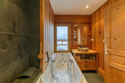 Vannas istaba, Chalet Belledonne et Appartement in Villard Rekulas