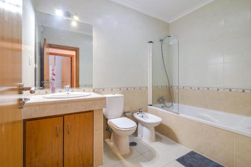 Casa de banho, Apartamento da Praia em Armação (Apartamento da Praia em Armacao) in Silves