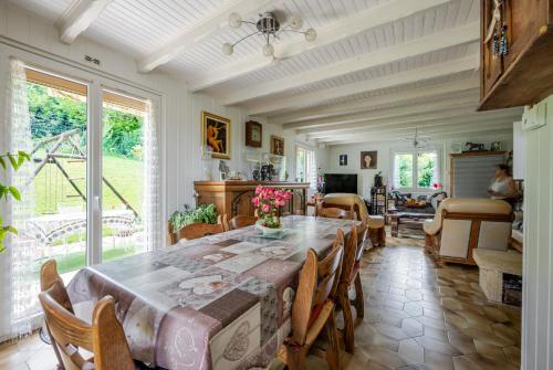 Viesnīcas āriene, Villa près du lac (Villa pres du lac) in Marcellaz-Albanais