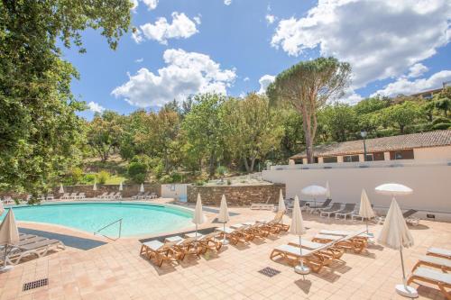 Restanques de Saint Tropez - arums - image 2