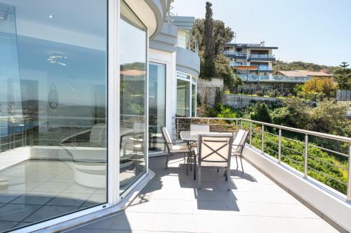 A szálláshely kívülről, Villa Coral -first Floor Apartment- in Chamolia (Attiki)