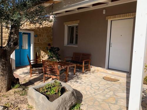  Domu Quesada in San Giovanni Suergiu