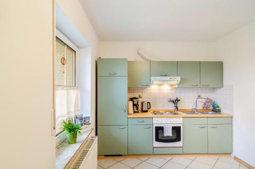 virtuve, Ferienwohnung Neumann in Neuschoo