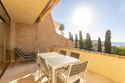 Los Girasoles, Granada