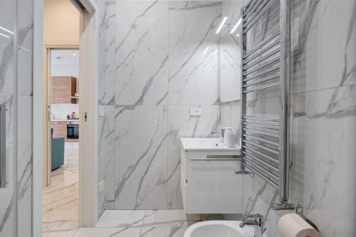 Luxury Apartments Napoli Lungomare - image 2