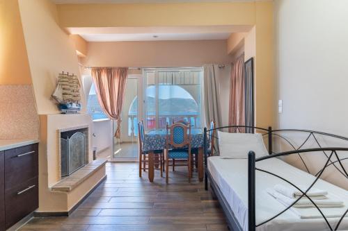 Wavedance Accommodation, Salamís (fotografie 8)