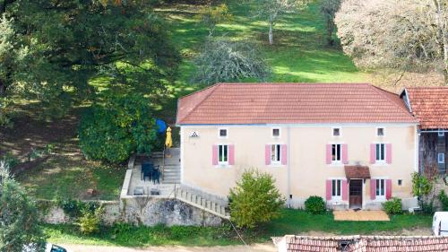 Viesnīcas āriene, Maison Tiny Bwa in Saint-Cernin-de-l'Herm