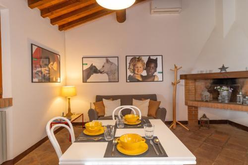 A szálláshely kívülről, La Baciosa in Casale Marittimo