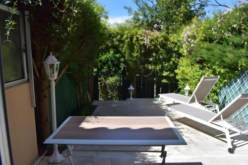 Cap D'antibes studio Cap 150