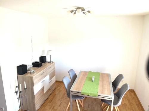 Viesnīcas āriene, Ferienwohnung Schoeni in Sasbach am Kaiserstuhl