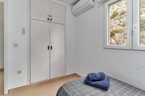 Ramos 3 with garage in Almuñecar - image 4