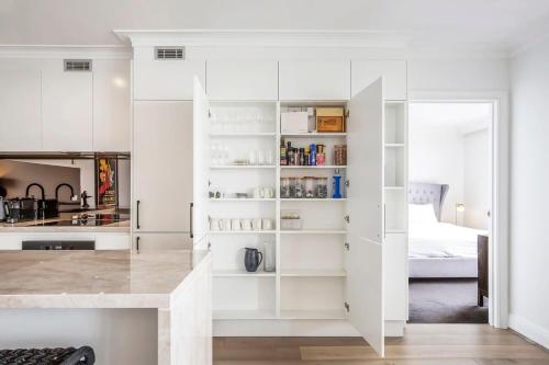 Sydney Harbour 1 Bedroom Gem - image 8