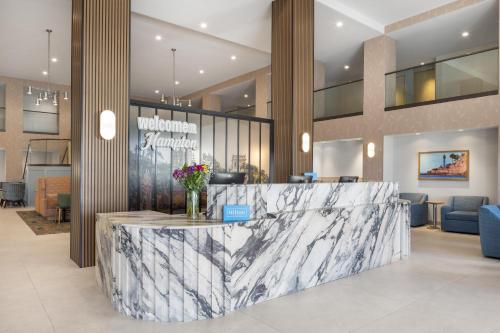 Lobby, Hampton Inn & Suites by Hilton San Diego SeaWorld in Mission Bay / Point Loma Heights