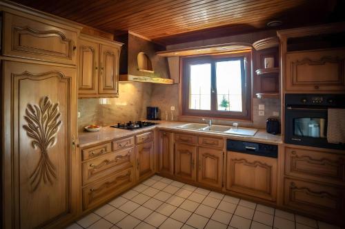 廚房, Chalet Bellevue Vue exceptionnelle in 巴塞萊呂普河畔