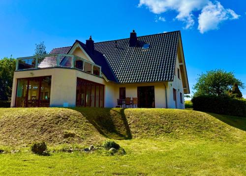 Viesnīcas āriene, Adlerhorst in Buschvitz
