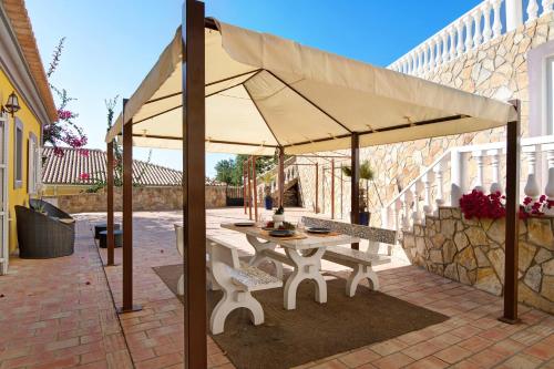 Villa Isabel - image 33