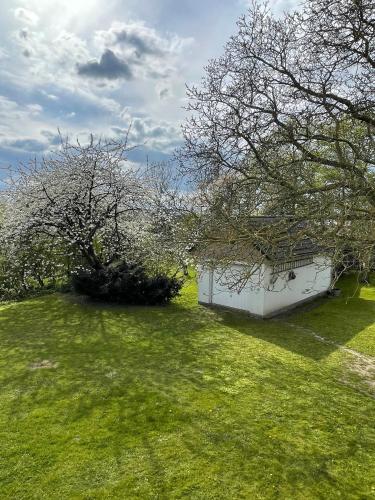Viesnīcas āriene, Kleines Haus am Feld in Rehna