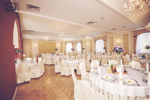 Banquet hall, Palac Pawlowice in Czestochowa