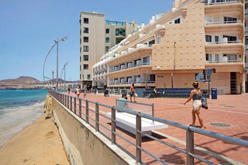 Apartamento en la playa - image 5