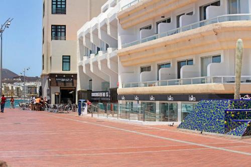Apartamento en la playa - image 2