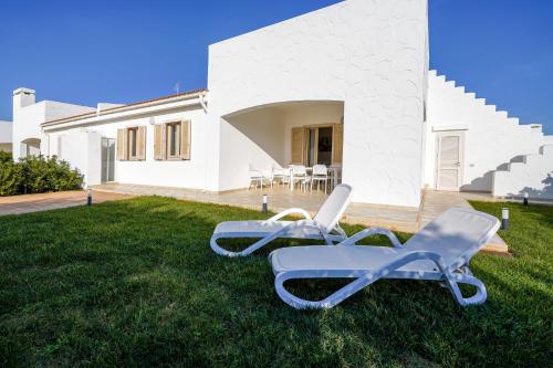 Exterior view, Villa Terry in Diana Marina