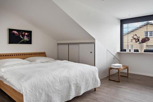 المنظر الخارجي, Ferienwohnung Rosenrot am See in Petershausen West