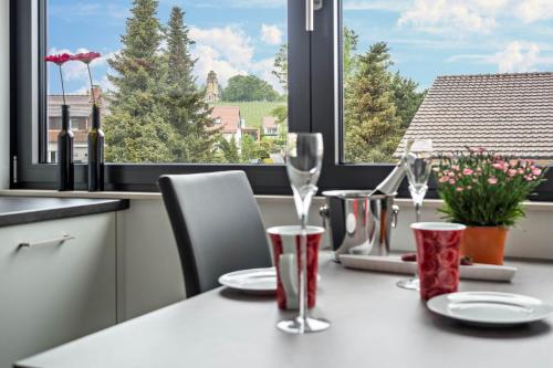 المنظر الخارجي, Ferienwohnung Rosenrot am See in Petershausen West