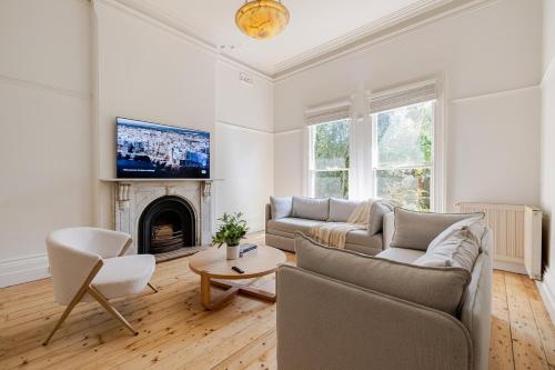 Rare Large Victorian Near Melbourne CBD in Prahran