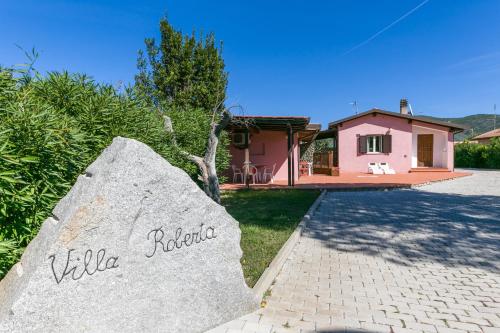 Exterior view of Villa Roberta Marina di Campo