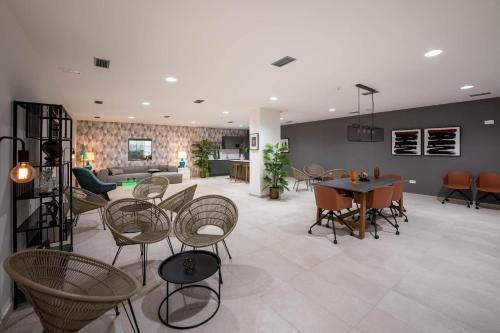 Vista exterior, Modern 3B with Spa and Gym in Estepona