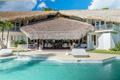 Ocean View Villa, Pool, BBQ, Jacuzzi, Staff Incl – khách sạn tại Casa de Campo