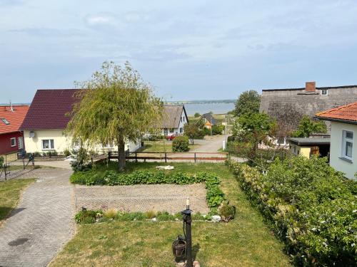 Bungalow - image 3