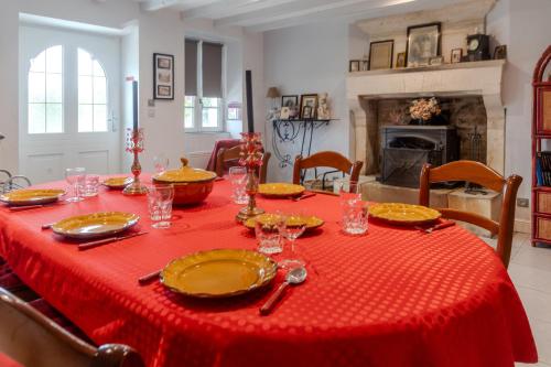 Viesnīcas āriene, La maison de joséphine (La maison de josephine) in Montignac-Charente