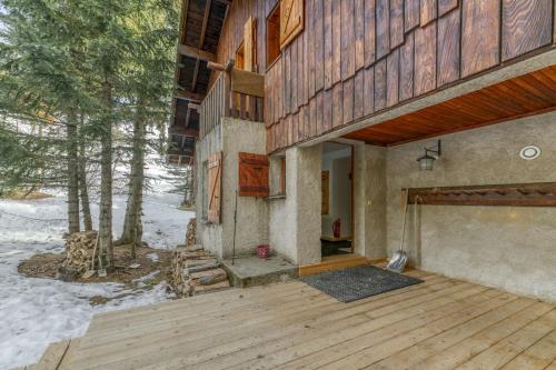 Viesnīcas āriene, Gawal 3 in Villard Rekulas