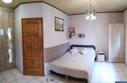 CSABA-EMILKA-SPA Apartmanok in Hajduszoboszlo